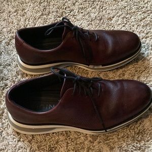 Cole Haan  9.5  excellent shape